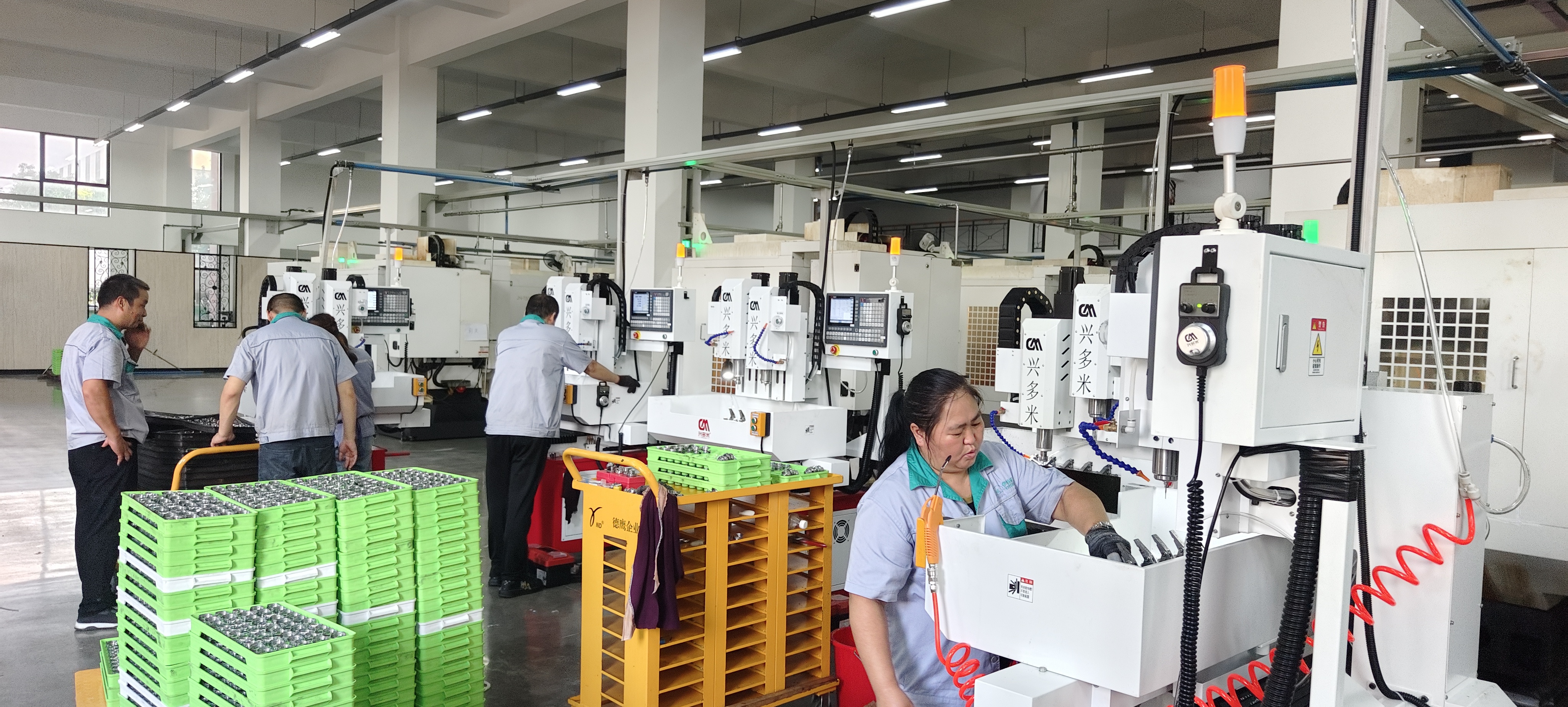 小孔自動鉆孔機(jī)